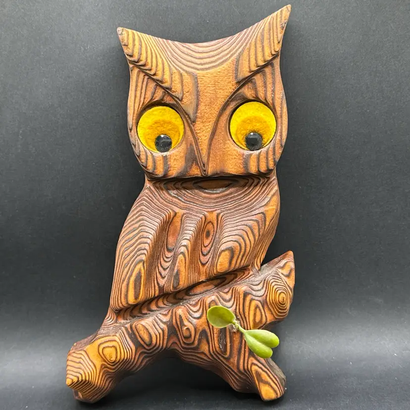 Vtg Cryptomeria Carved Wooden Owl Figurine W/ Felt Eyes. Beautiful Woodgrain