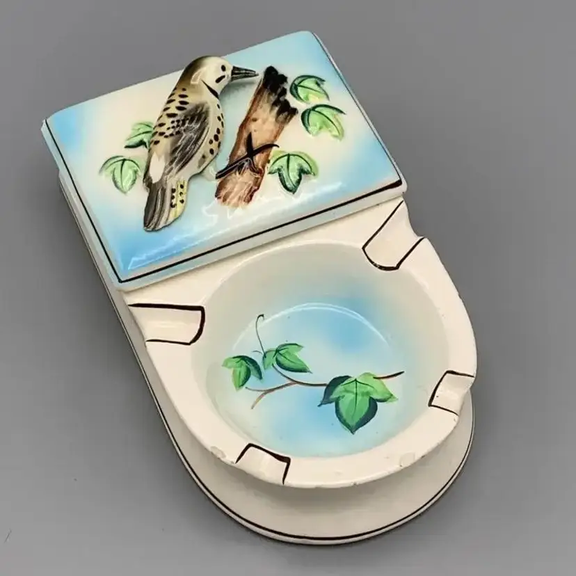 Vtg Napco Japan Flicker B2211 Raised Flicker-Woodpecker on lid, Ivy in base of tray, Cigarette Box w/attached Ashtray Ceramic Hand Painted