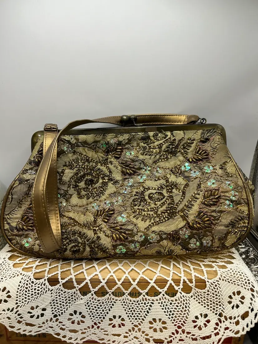 White House Black Market Purse