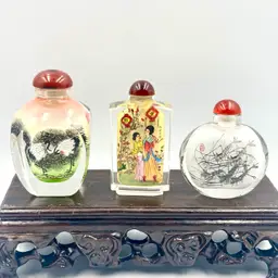 Set Of 3 Glass Asian Scent Snuff Bottles 2.5-3.5”