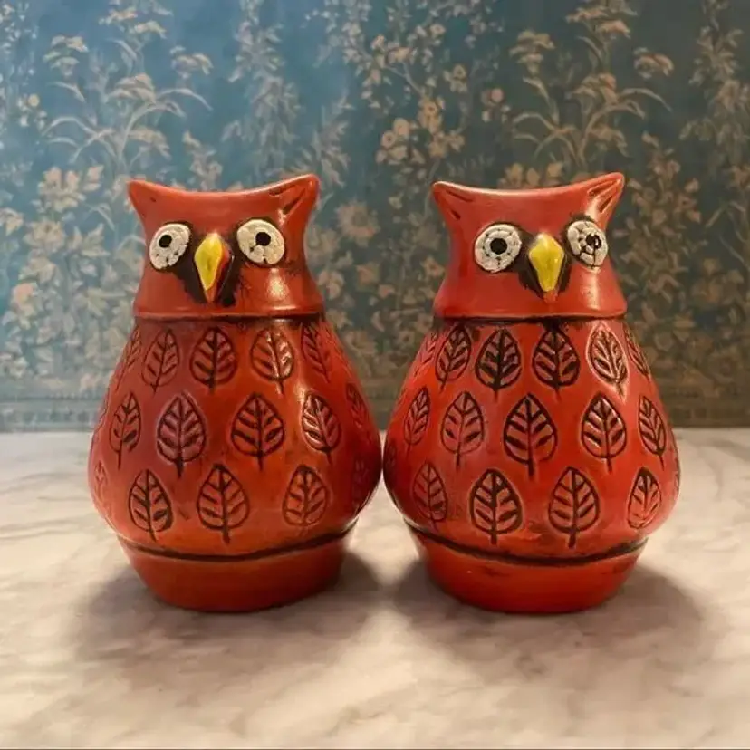Norleans Ceramic Owl Salt and Pepper Shakers