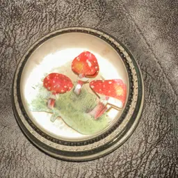 Vintage Mushroom glass paperweight 2 1/2”