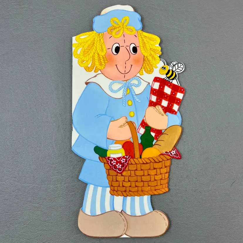 Hallmark Raggedy Ann Story Card 1974 Henny's Picnic The Bob Merrill Co