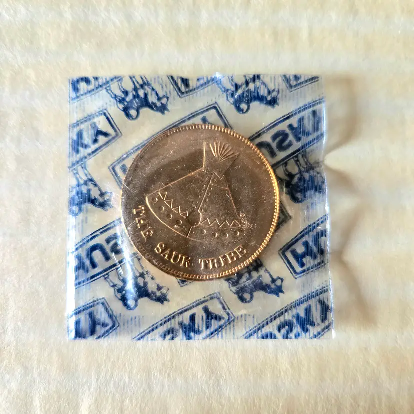 Sauk Tribe Coin Husky Oil Rugged Native American Black Hawk New in Package (1¾")