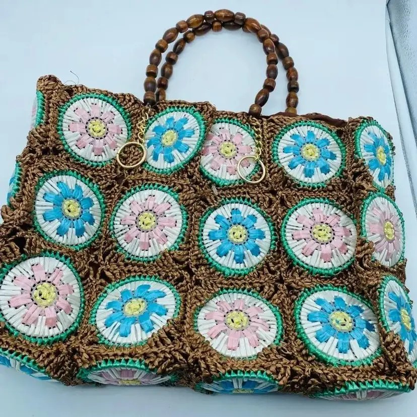 #2516 Handmade woven Raffia Floral Granny Square Tote Bead Handles
