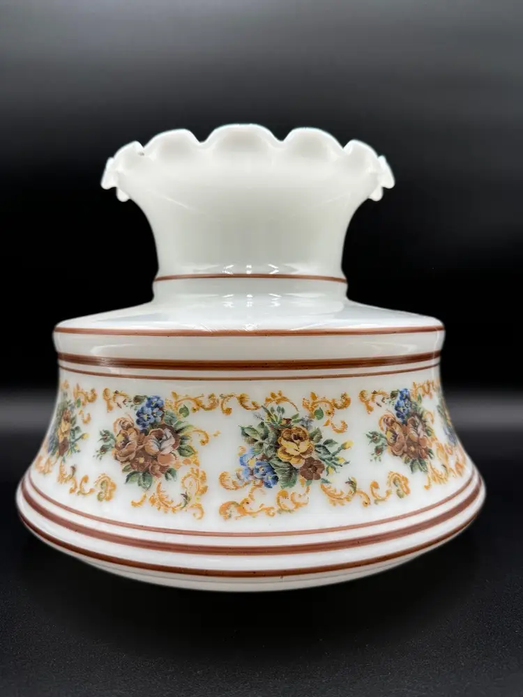 Large Abigail Adams Hurricane Lamp Shade, Vintage Quoizel, Gone With The Wind