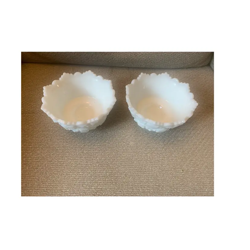 42. Westmoreland Milk Glass Trinket Bowls