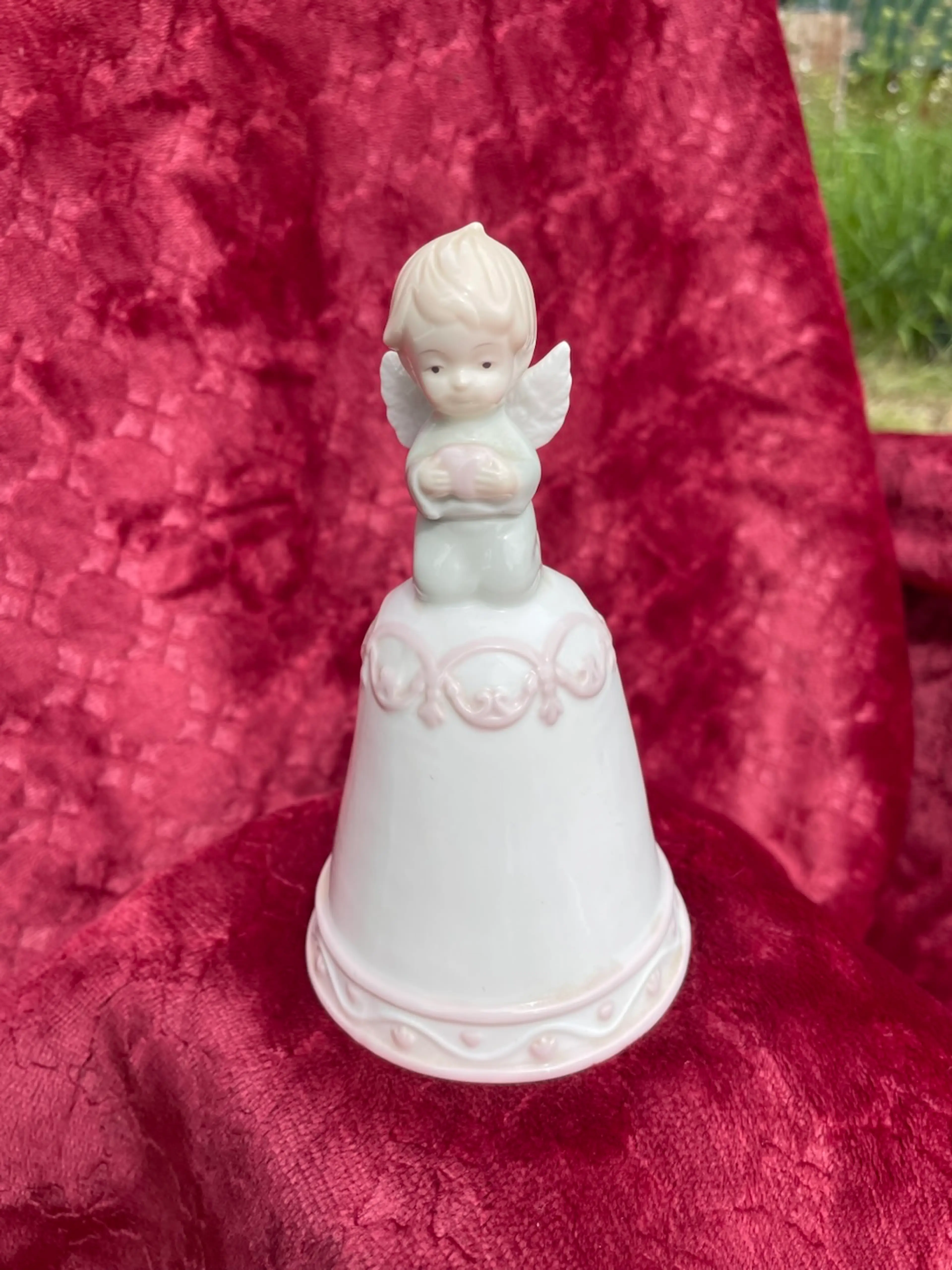 Image 1 of 8