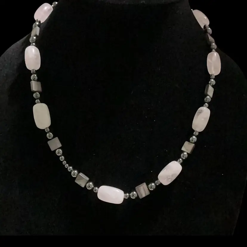 #30. Vintage Rose Quartz Necklace.  With Hematite Round Beads And Small Labradorite Square Stones. Beautiful Necklace!!