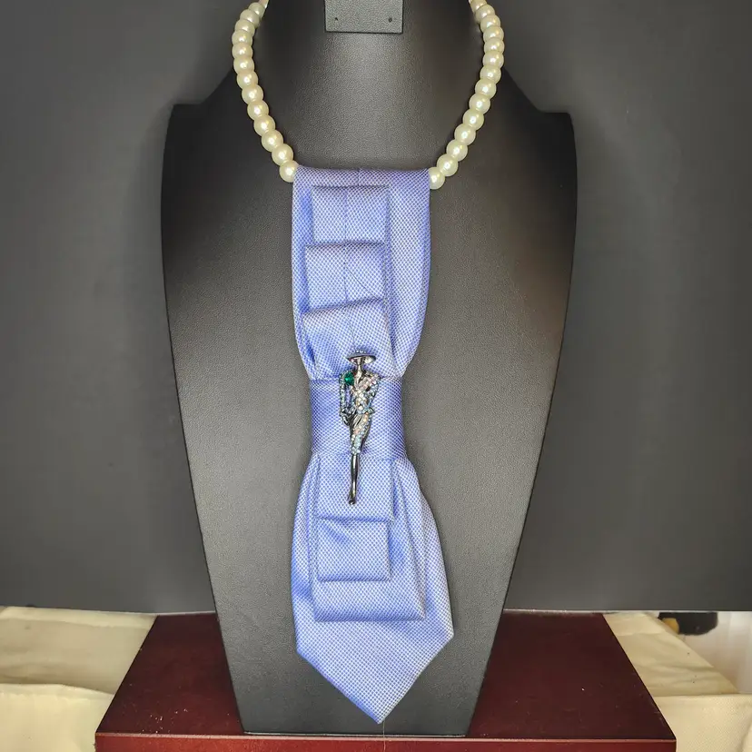 Upcycled Pearl Elegance Tie Necklace with Brooch