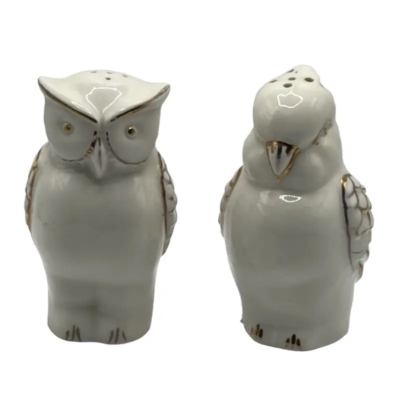VTG Owl & Parakeet Bone
China Salt & Pepper Shakers