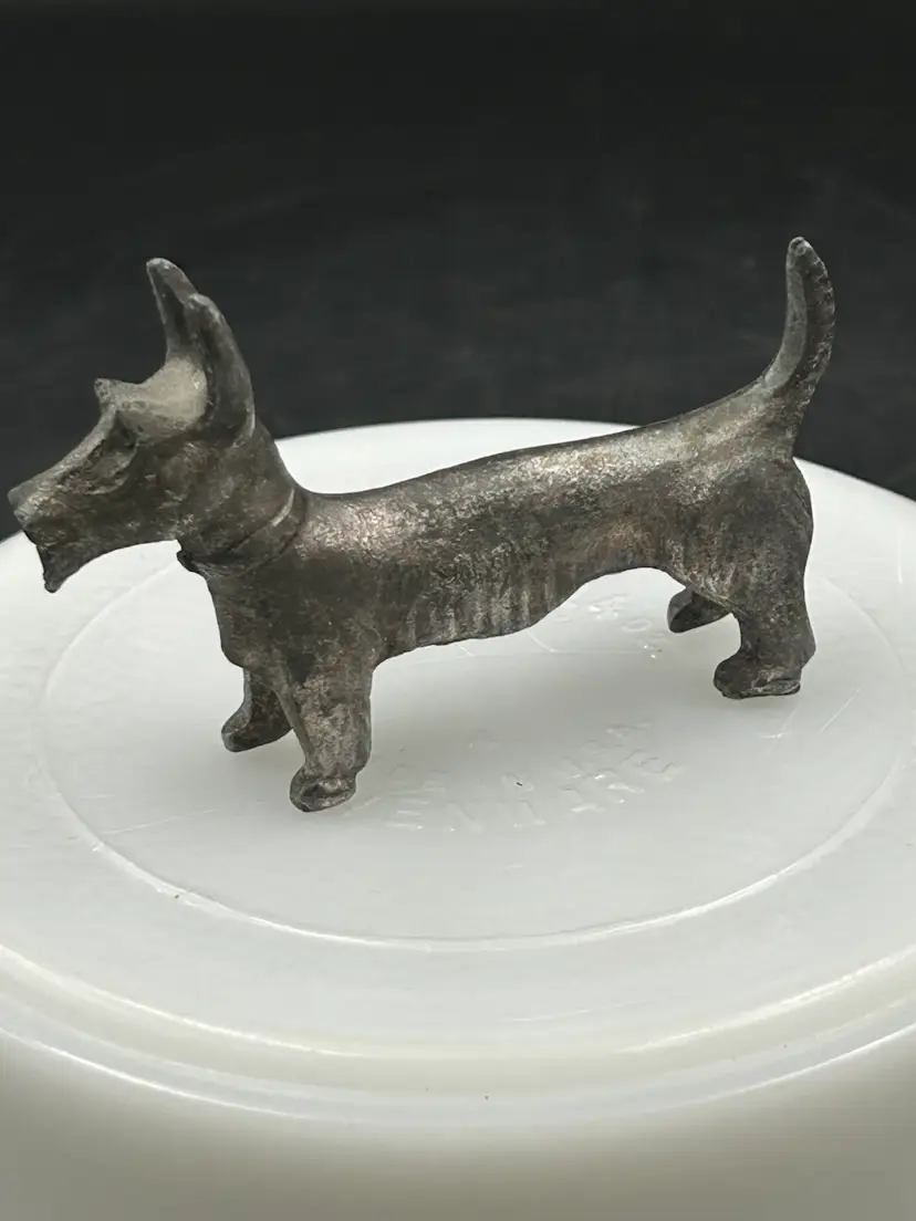Vintage Small, Pewter, Scottish Terrier Dog Figurine