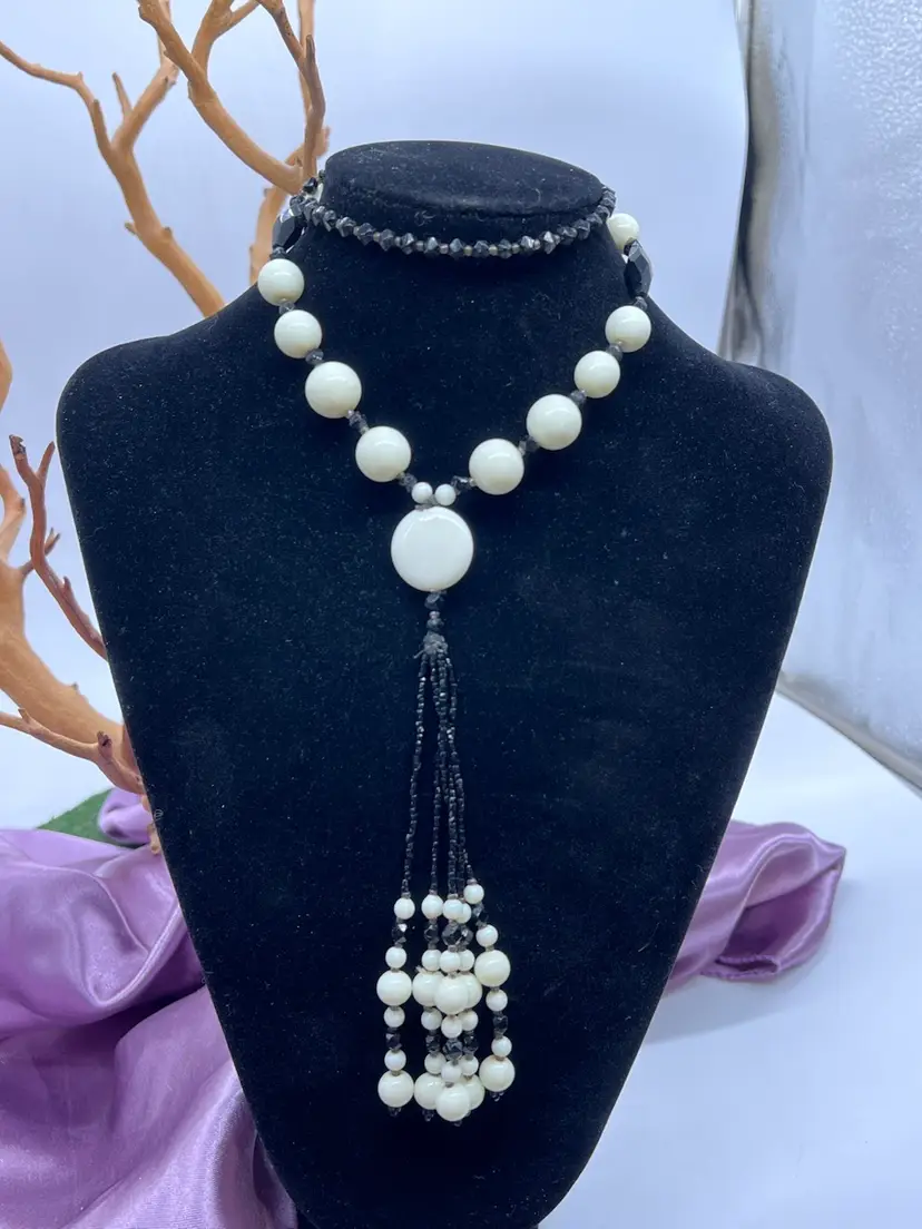 Vintage Heavy Black And White Glass Beaded Tassel Necklace 24” With 6” Tassel