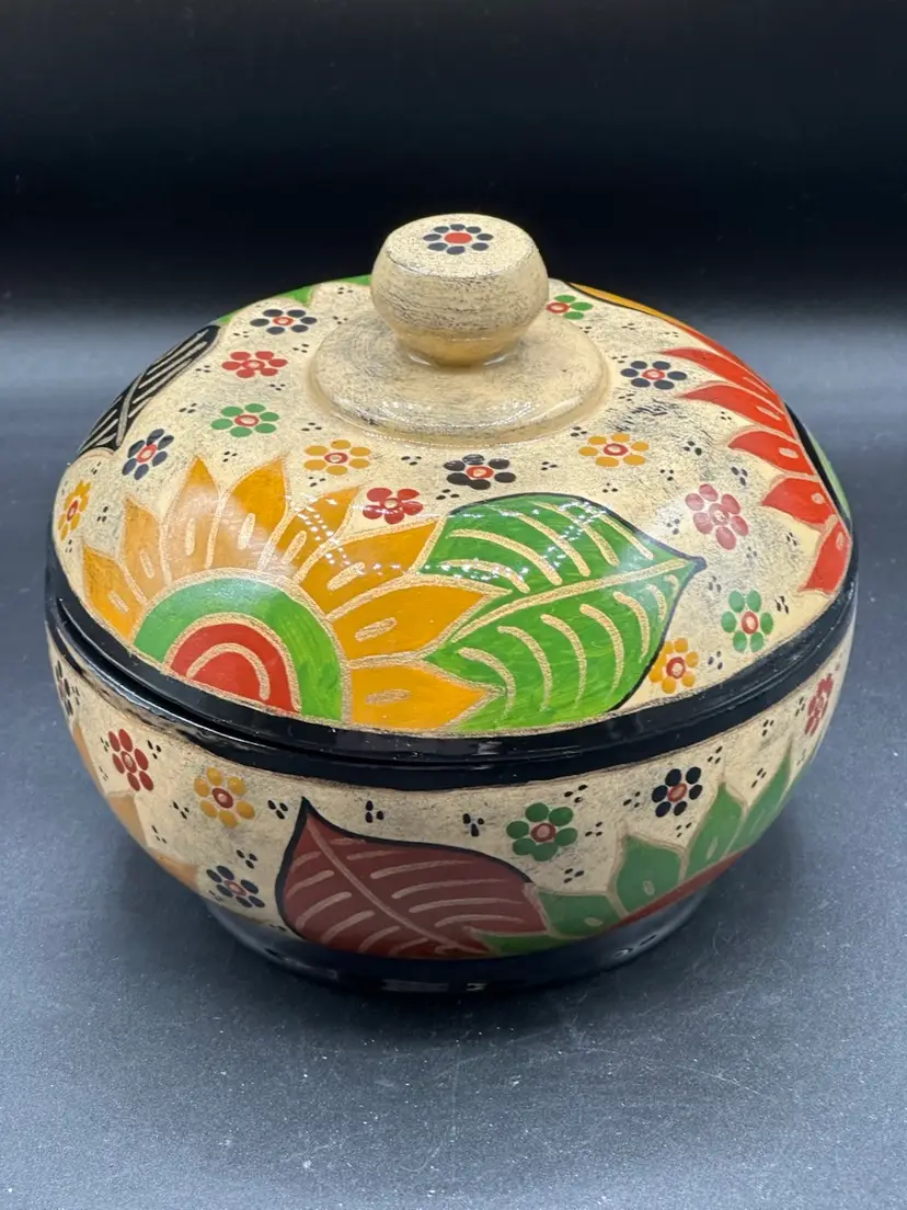 Vintage Mexican hand-painted lacquered wooden bowl with a lid