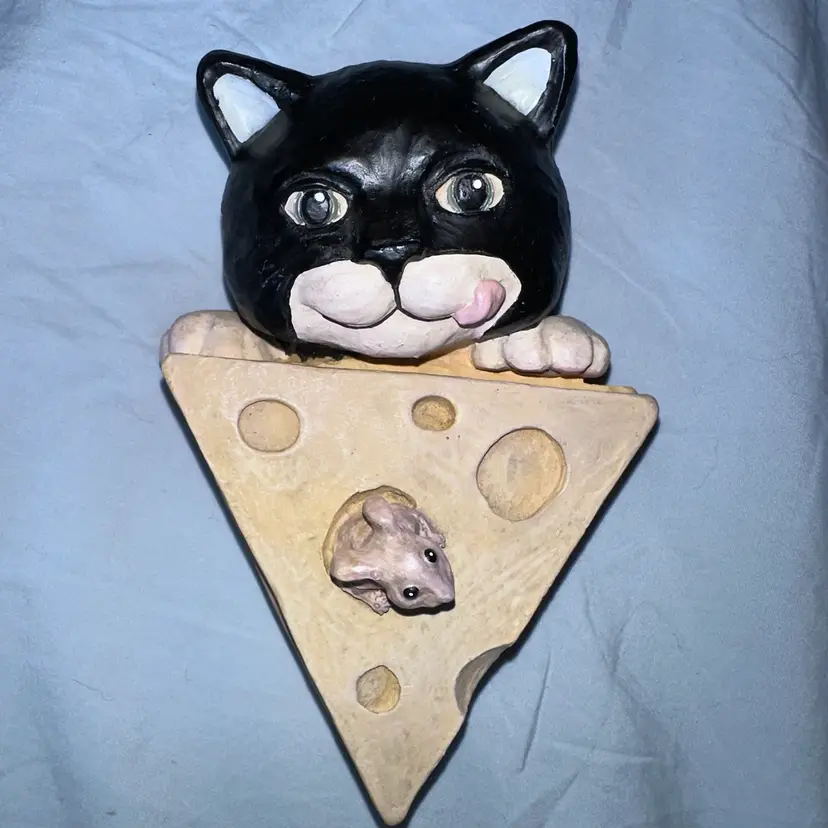 Vintage 1995 Unique Figi Graphics Black Cat Mouse In Cheese Resin  Trinket Box