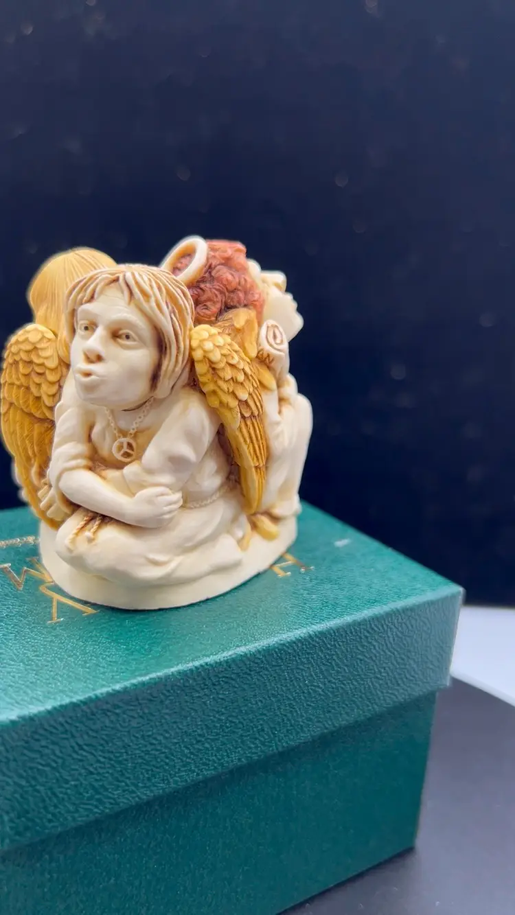 HARMONY KINGDOM “PARADISE FOUND”