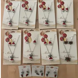 Lot Of 11 Assorted Christmas Earrings And Necklaces NOS