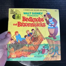 Bedknobs and Broomsticks Book 1971