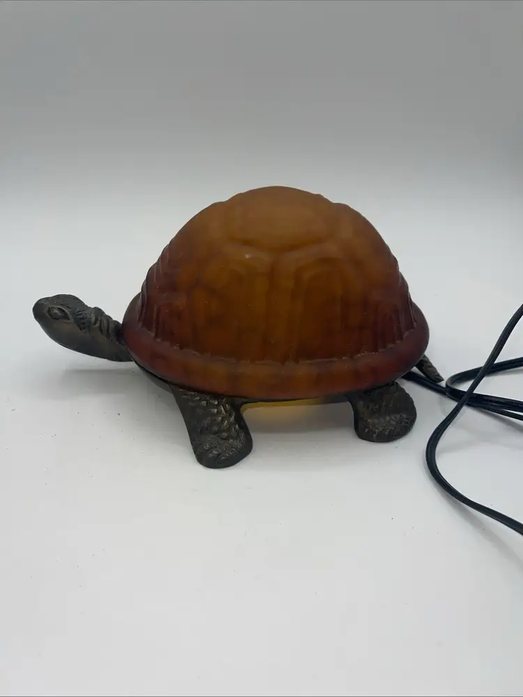 Turtle Gold Accent Lamp Amber Glass Shell Night Light Metal Base 8.5” x4.25”