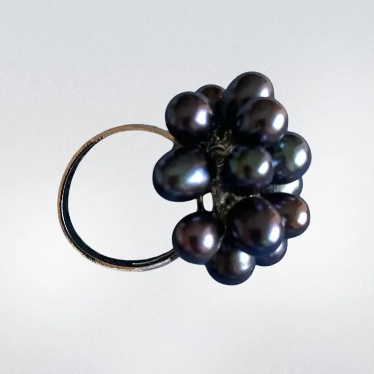 Adjustable Silver Tone Peacock/black  Pearl  Ring