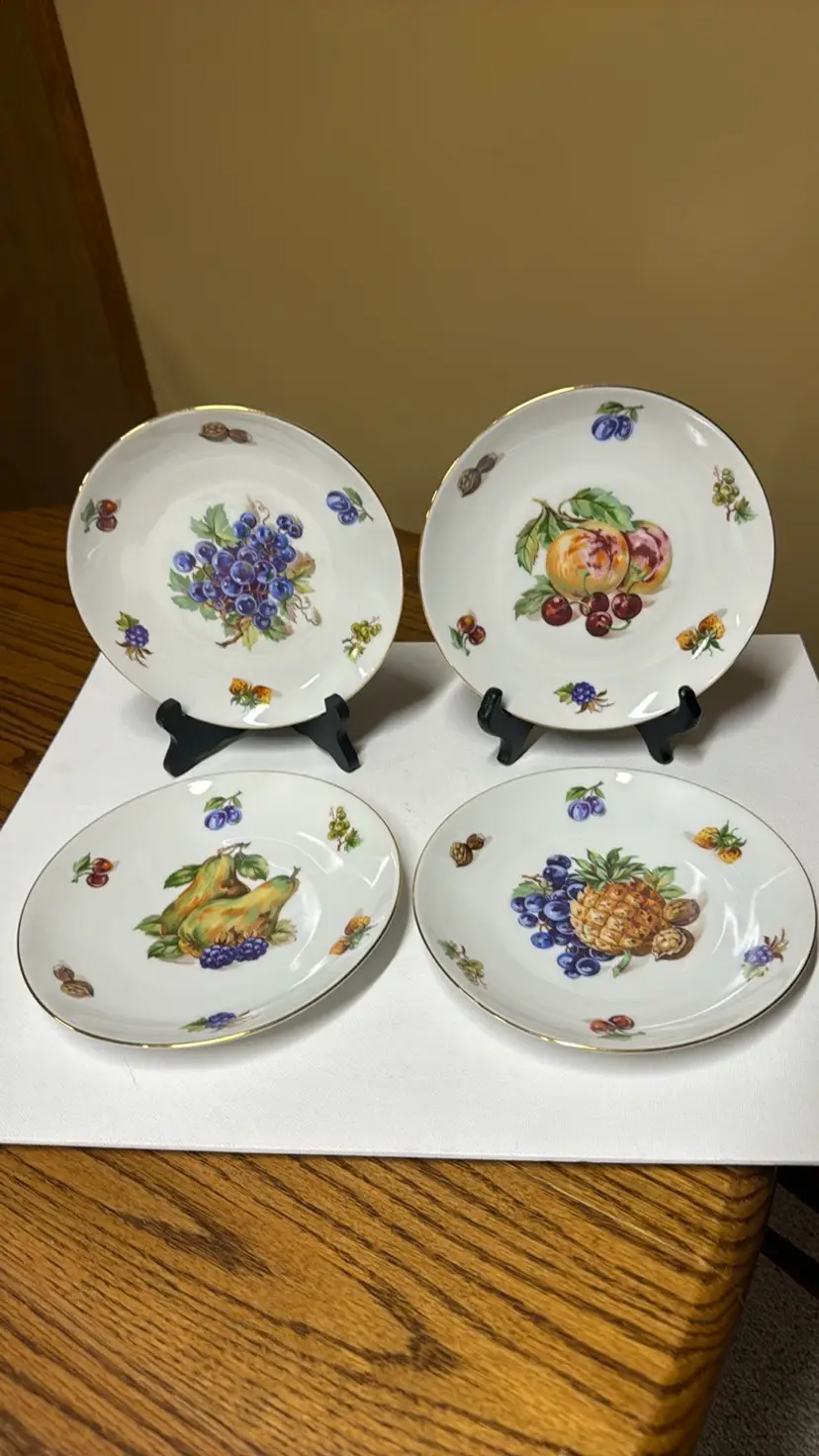 Czechoslovakia H & C salad/dessert plates fruit nut design, gold trim set of 4