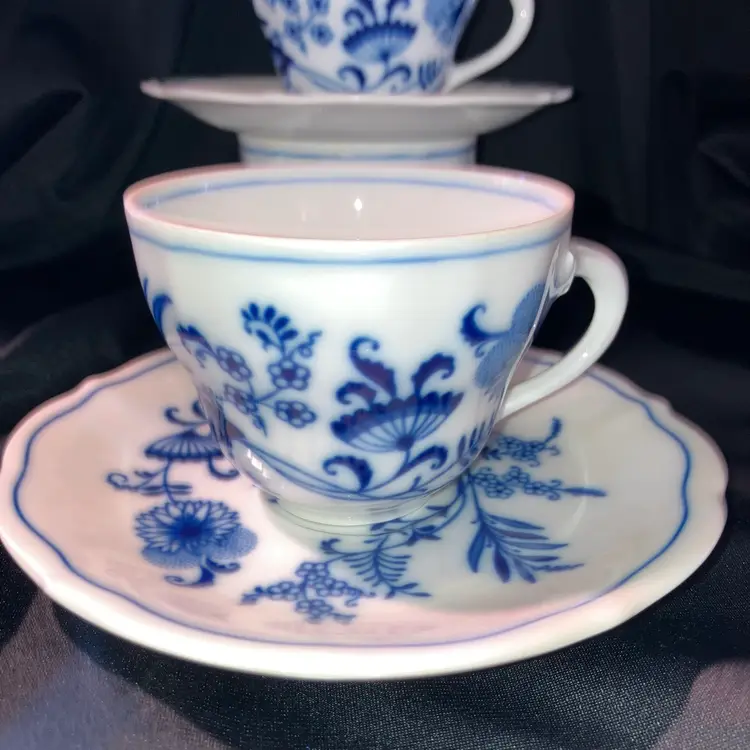 Vintage Set Of 4 Winterling Bavaria Blue Onion Teacups & Saucers Made In Germany