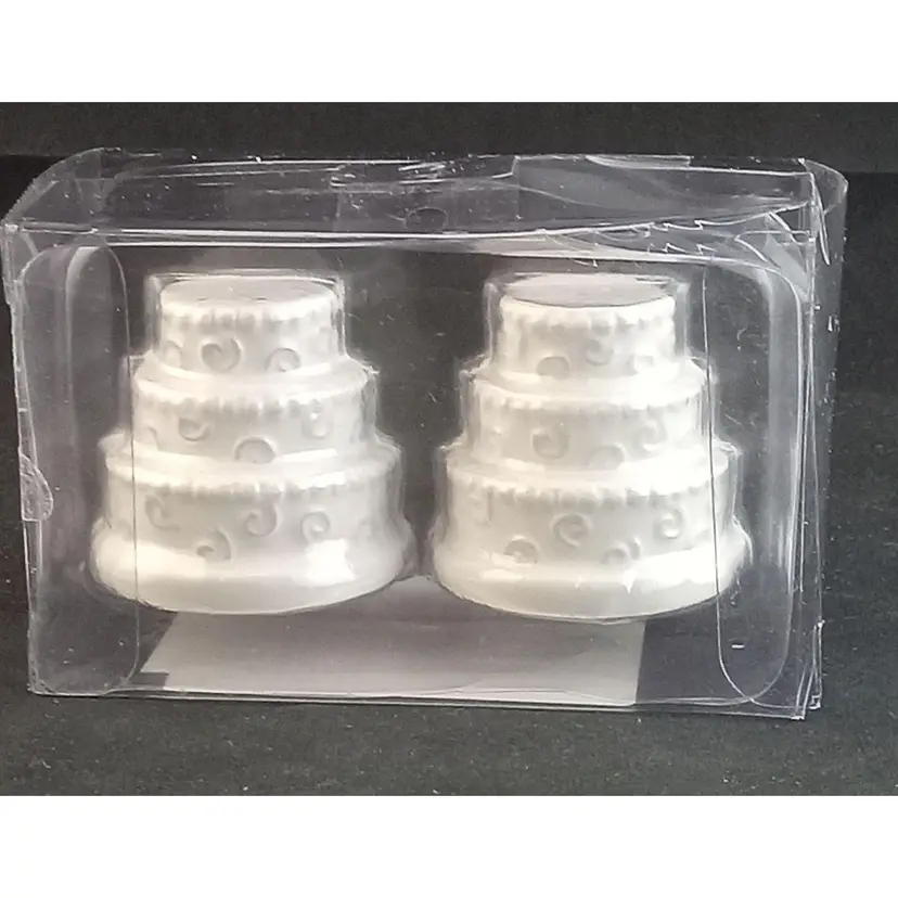 Tiered Cake S&P (9-10/8)