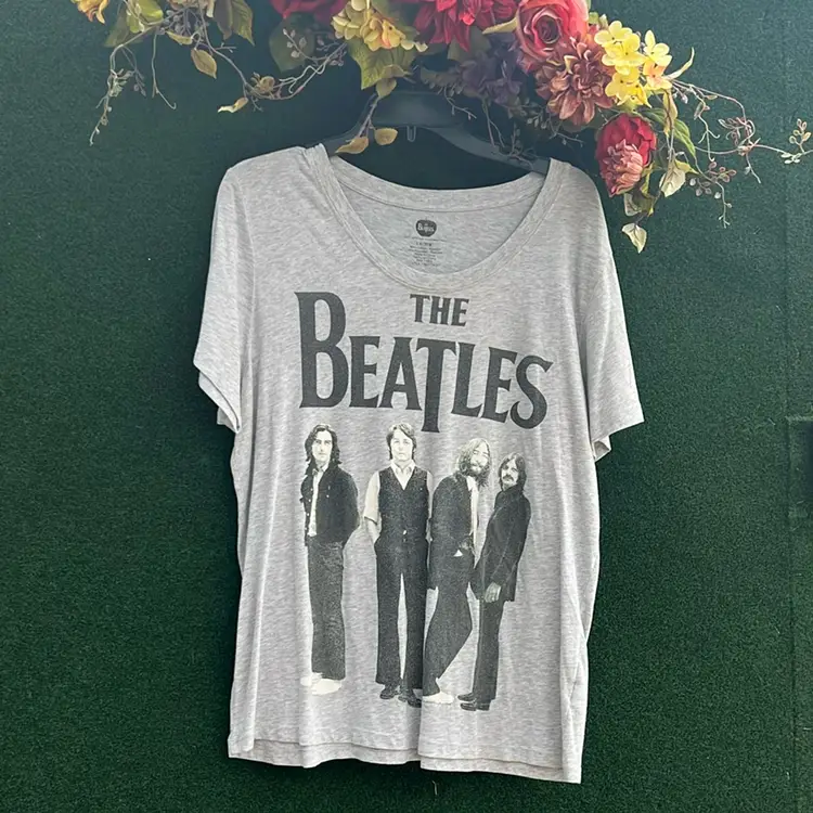 The Beatles. Size 1X.