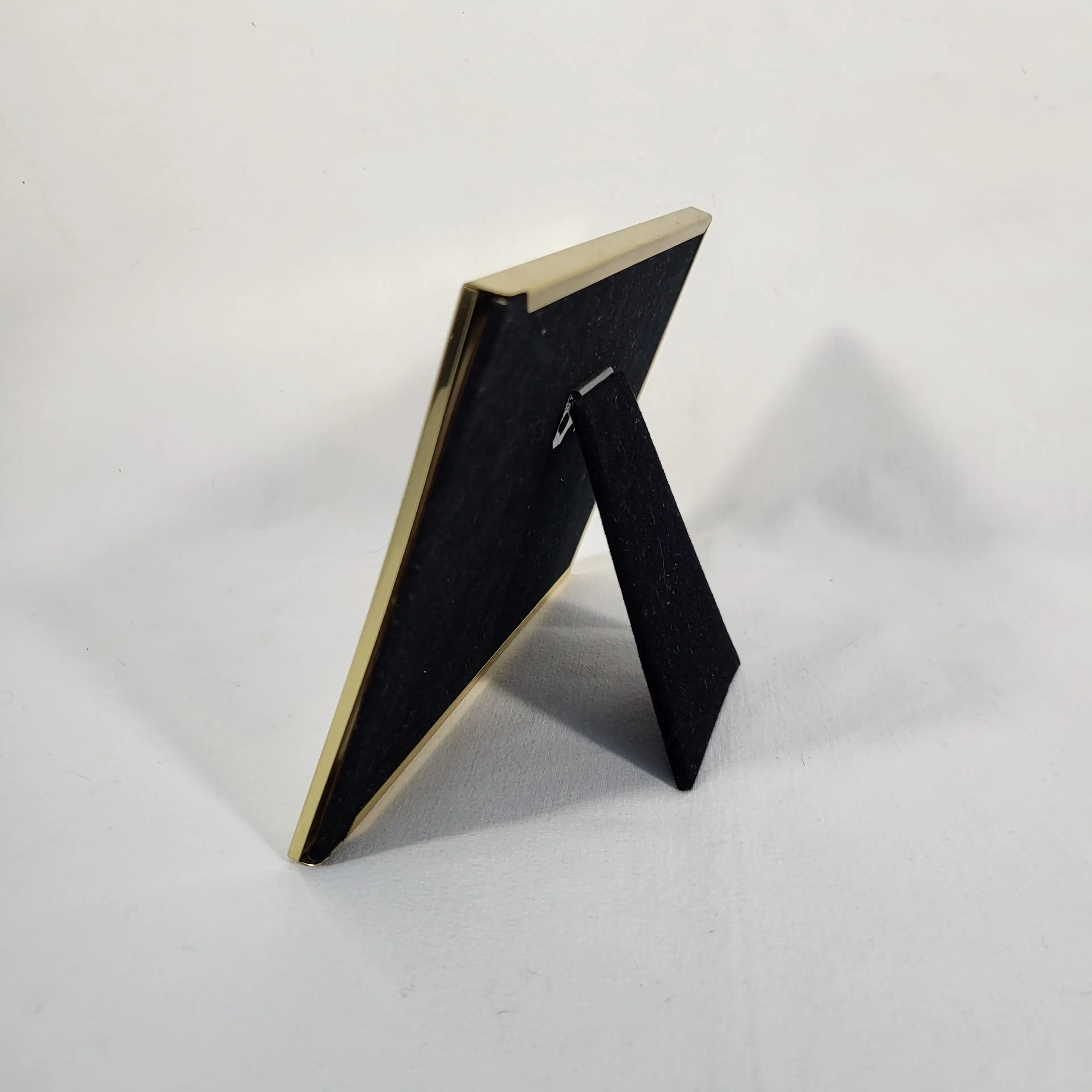 Image 2 of 10
