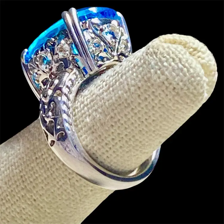 Vault Ostro Blue White Topaz 925 Sterling Silver Oval Cocktail Ring Size 4.5