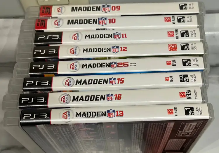 lot of eight PS3 madden games