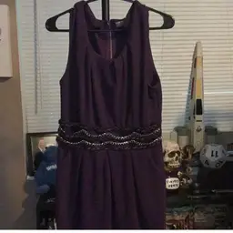 #02 - 7/9 Men’s And Women’s Clothes