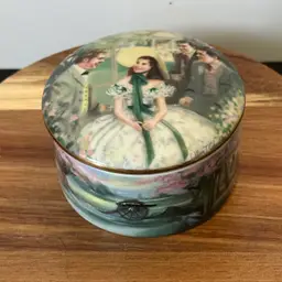 🫎 Vintage “Scarlett at Twelve Oaks” Music Box