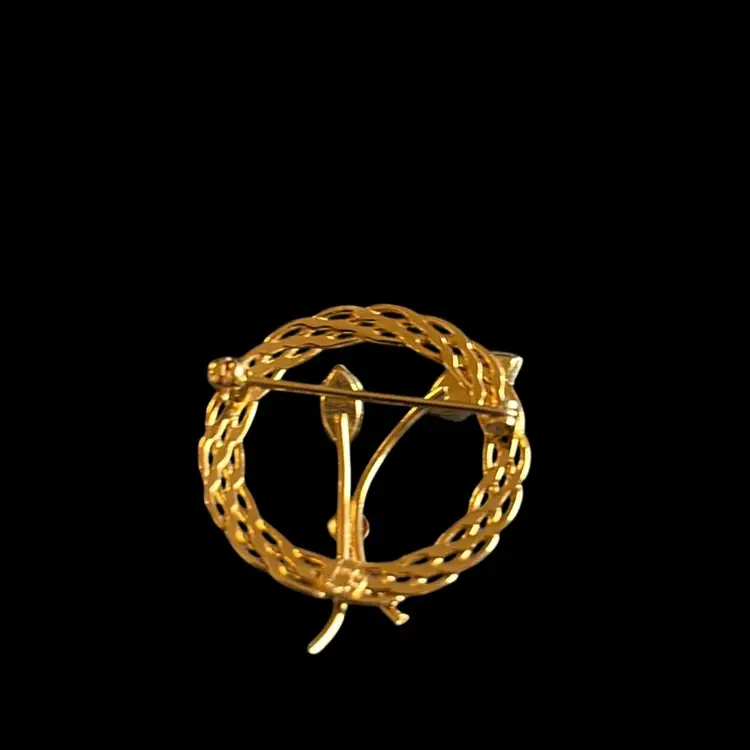 Star ART  Brooch Gold Tone Circle Flower Brooch With Opal Stones As Flowers 1/20 Yellow Gold Fill