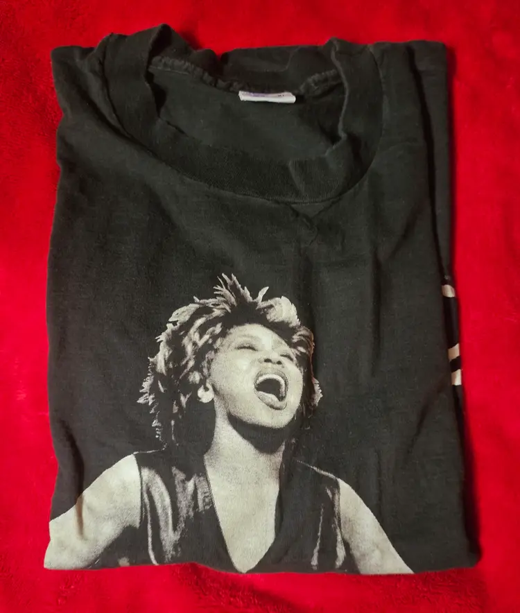 Vintage 90s Tina Turner What's Love '93 Tour T-shirt Size XL