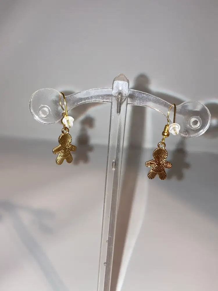 2 Day Sale! 🎉🎄🎉Gingerbread Man  Earrings! 1 1/2” Drop. Gold Tone Hardware. Made By Me! 🎄🌲🎄