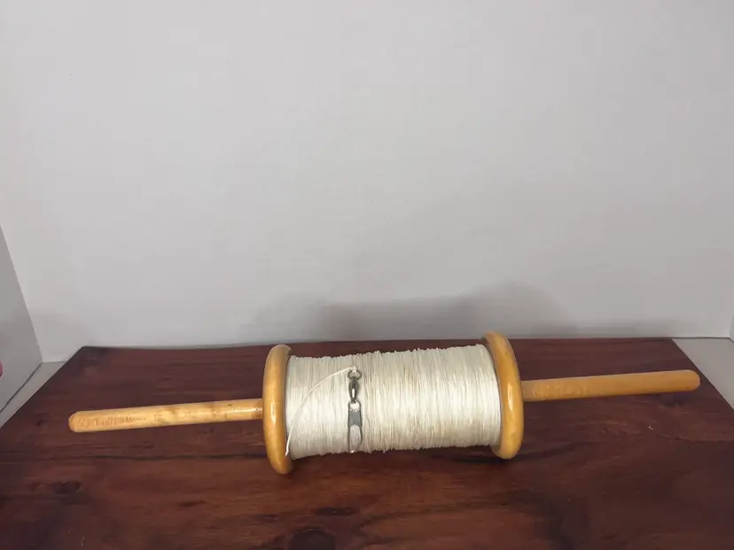Vintage Wooden Kite Spool 500 Foot 50 Pound Line Made In USA with Clasp