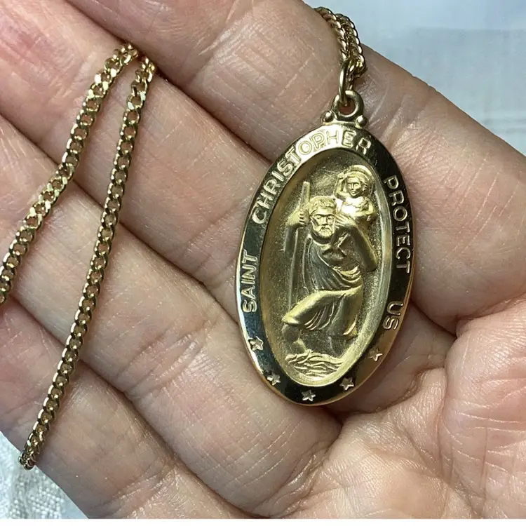 Vintage 14k GF Saint Christopher Protect Us Medal On A 20” Chain