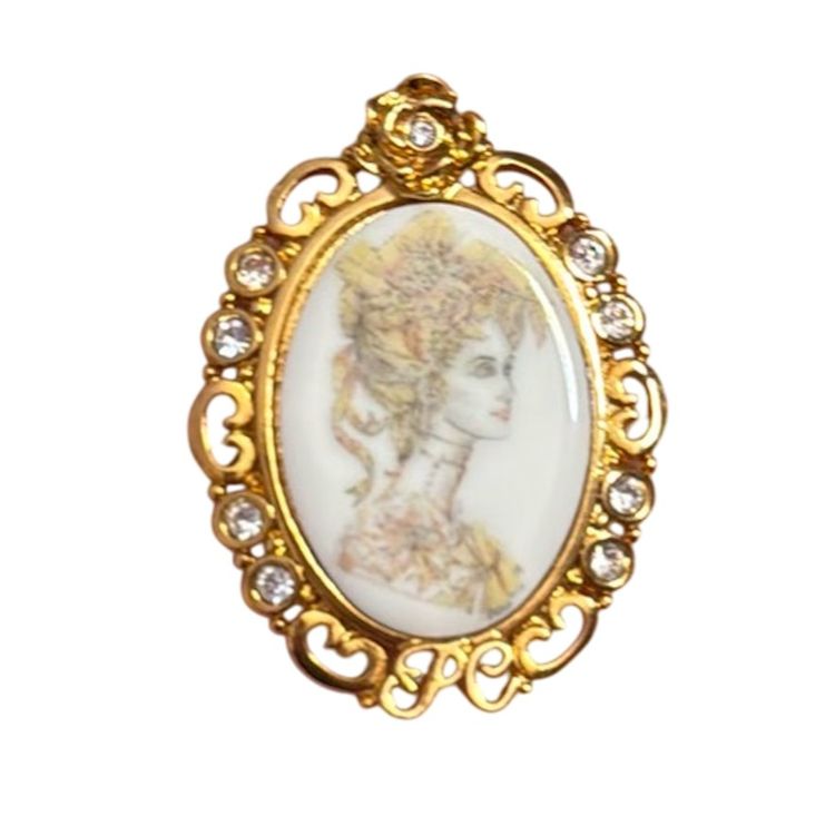 Presidents Club Avon Brooch