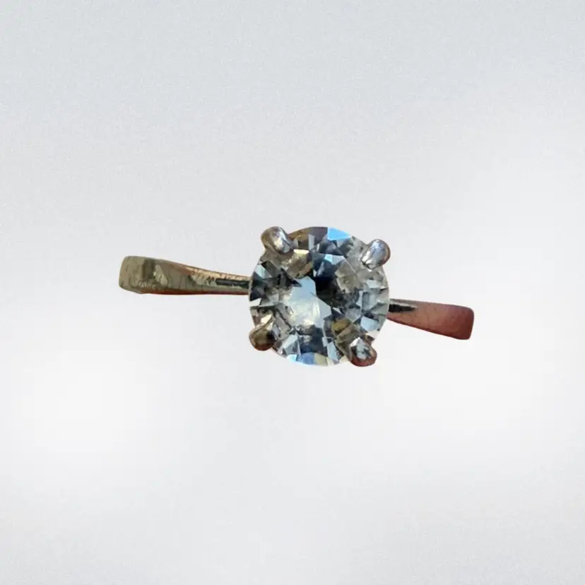 Vintage Avon Sterling Silver 925 CZ Round Cut Solitaire Ring Size 6, Tested