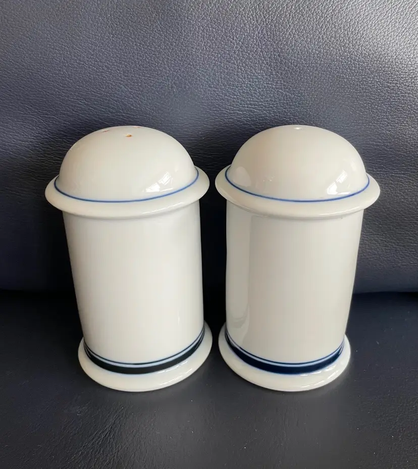 Dansk Cafe Bistro Salt & Pepper Shakers