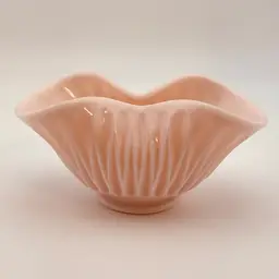 Beautiful Rare Fostoria Pansy Basket Pink Milk Glass Bowl 2.5”x 5”