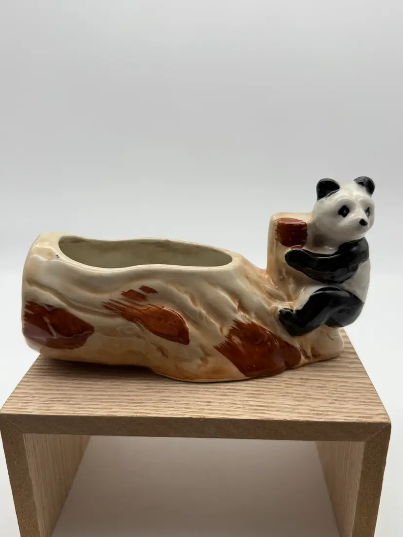 VTG Panda on Log Planter