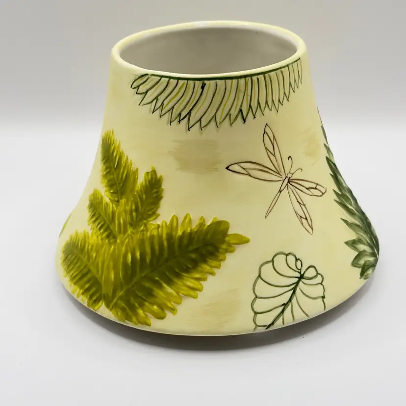 Vintage Botanical Ceramic Jar Candle Lamp Shade Topper, Hand-Painted Fern and Dragonfly Design, By Yankee Candle, Made in China, MPN 1157243
