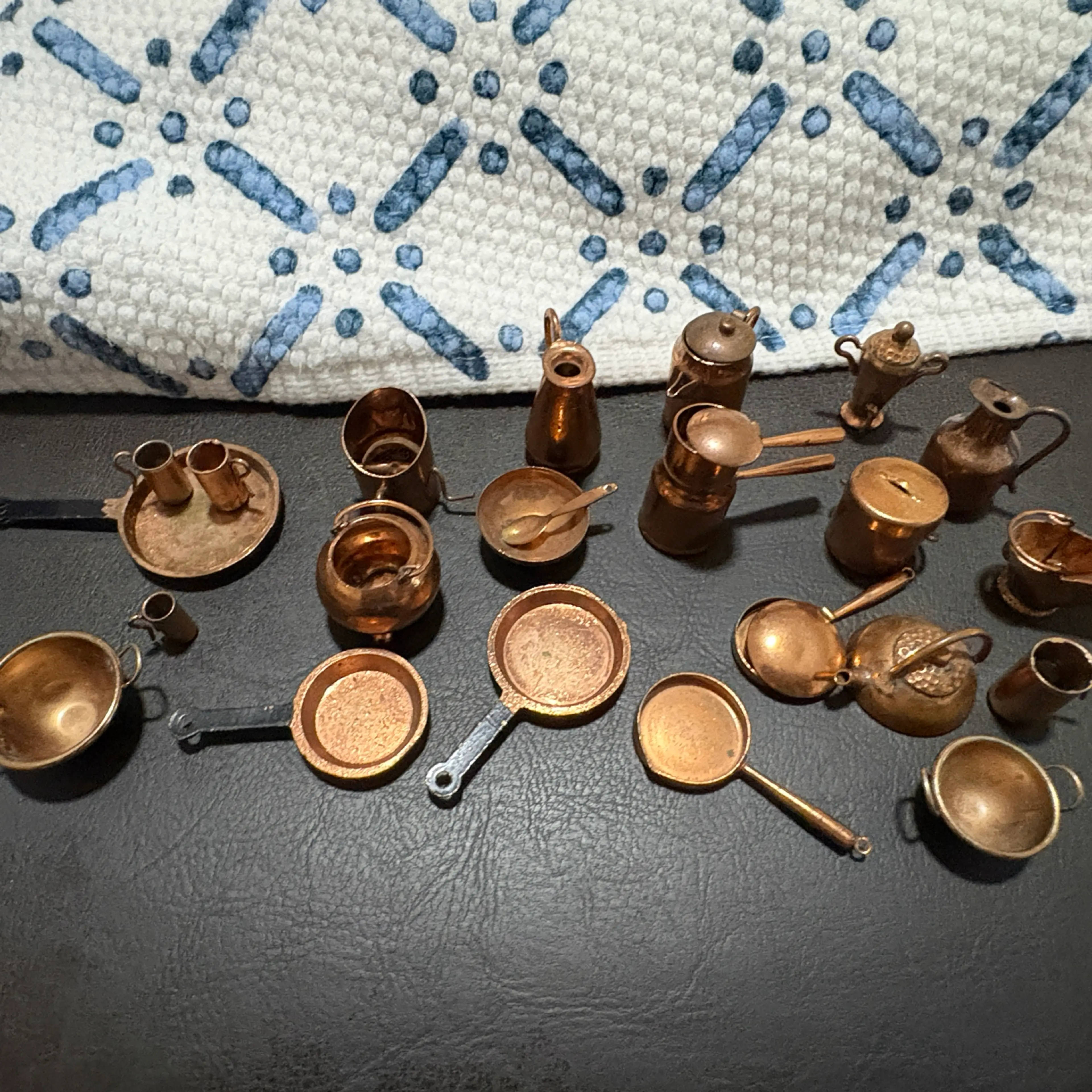 Image 2 of 2