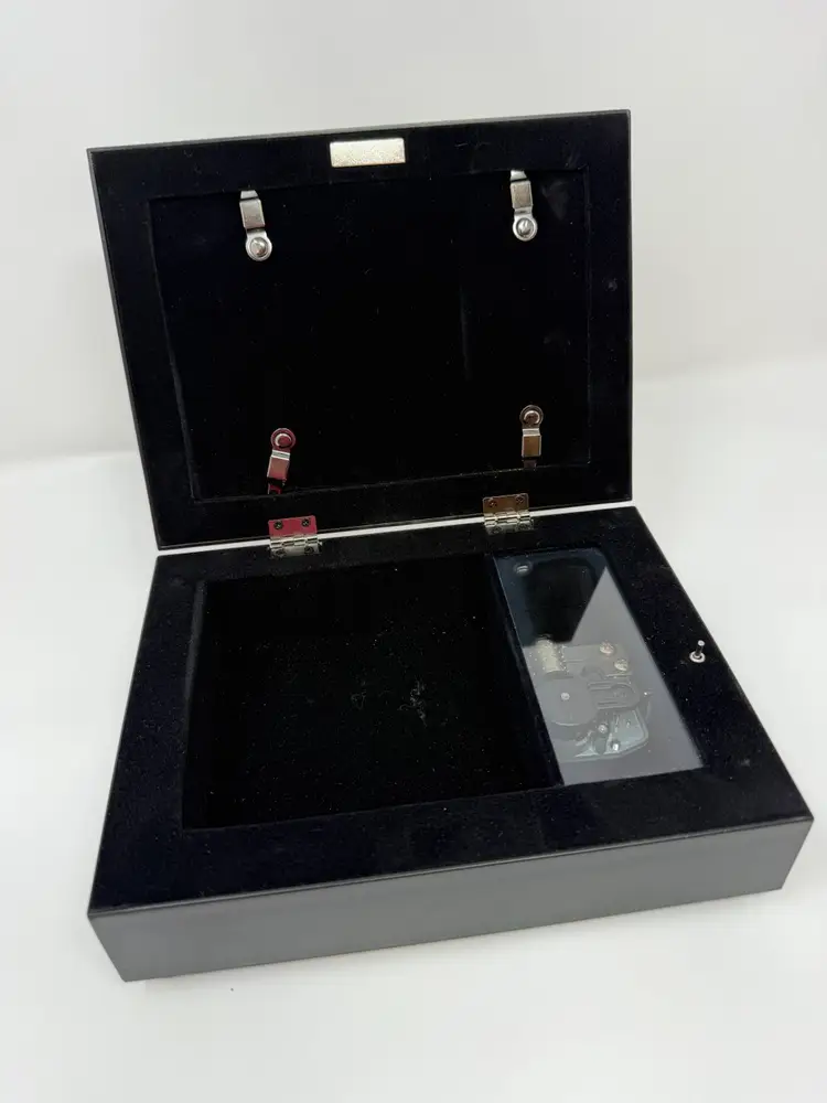 Music Box With Photo Frame