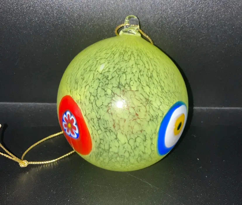 UV Reactive Glass Orb 3 1/2β Diameter! No Condition Issues!