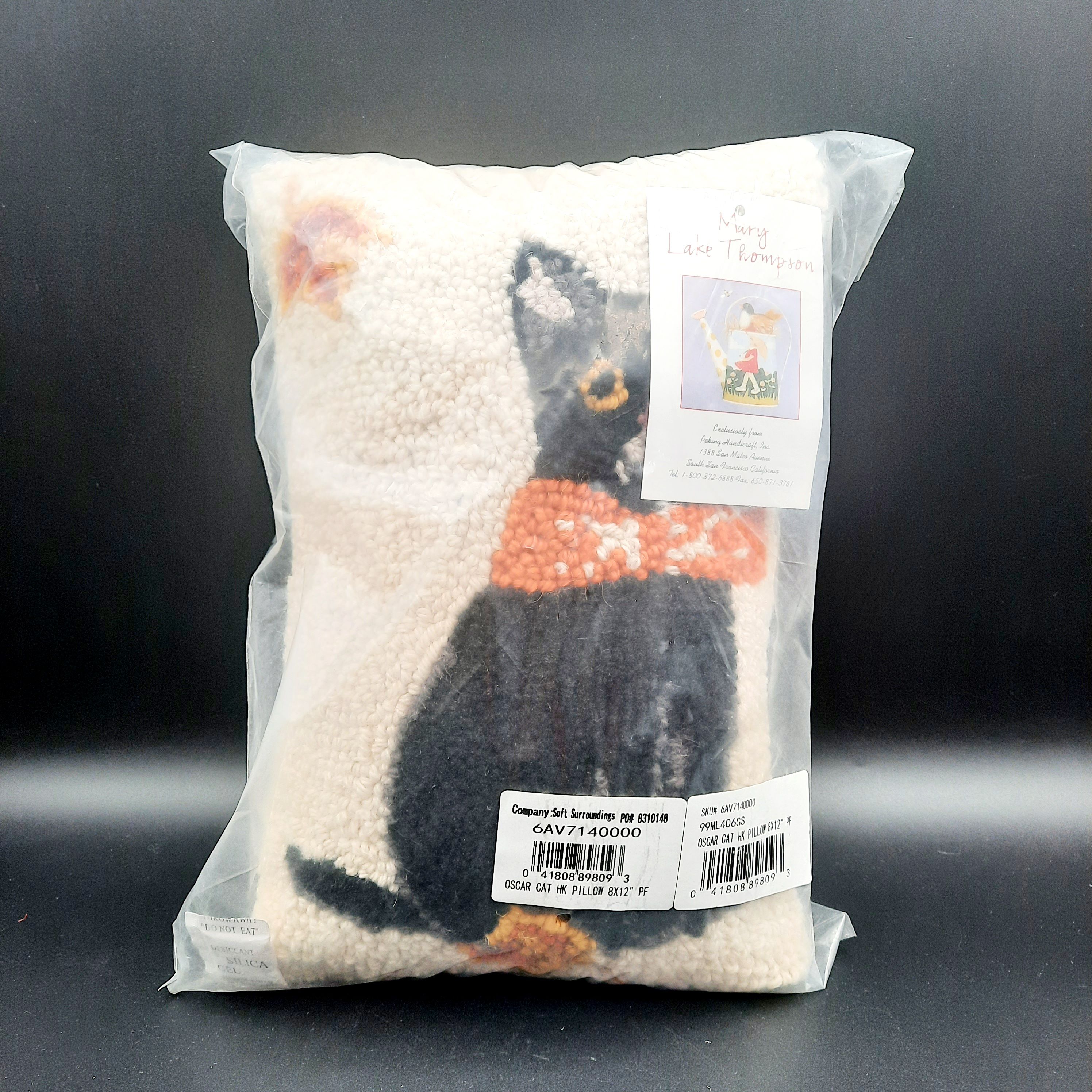 Niknax · Mary Lake Thompson Peking Handicraft Hooked Pillow Oscar
