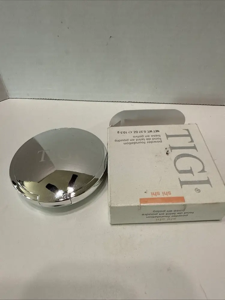 TIGI Powder Foundation - Shi Shi 6307  NIB