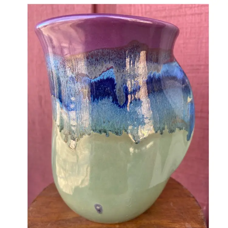 Neher Left-handed, Hand-warming Mug. Signed and Dated 2011 or 2014.